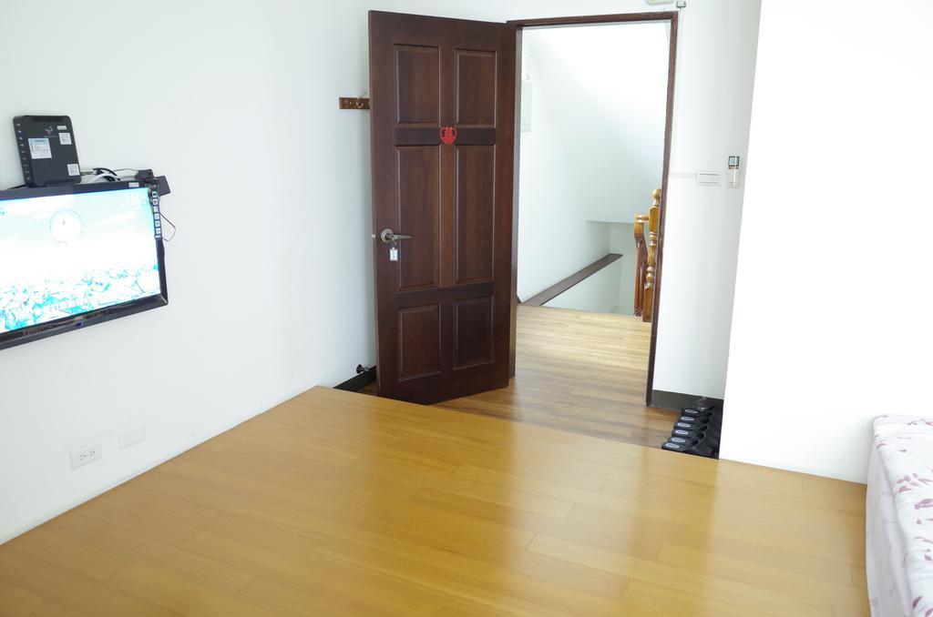 Dong Gang Li Yuan Homestay Donggang Exterior photo