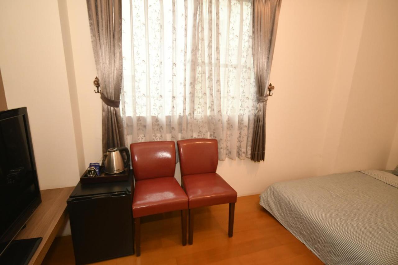 Dong Gang Li Yuan Homestay Donggang Exterior photo