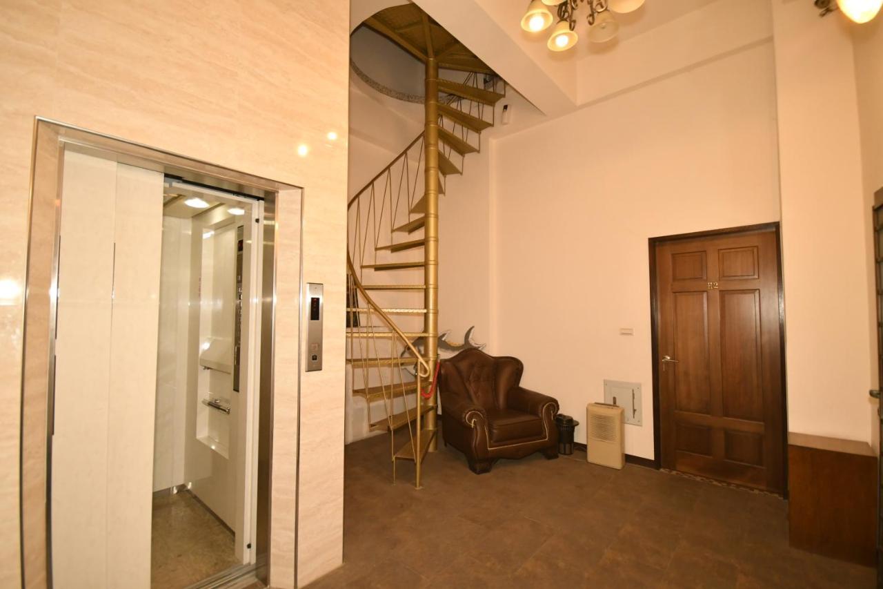 Dong Gang Li Yuan Homestay Donggang Exterior photo